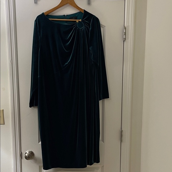 Donna Karan Green Long Sleeve Dress - Picture 2 of 10